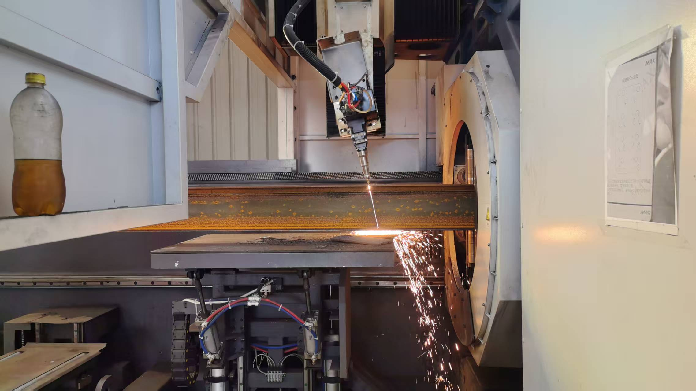 Liweiyuan mejora la calidad del procesamiento de estructuras de acero