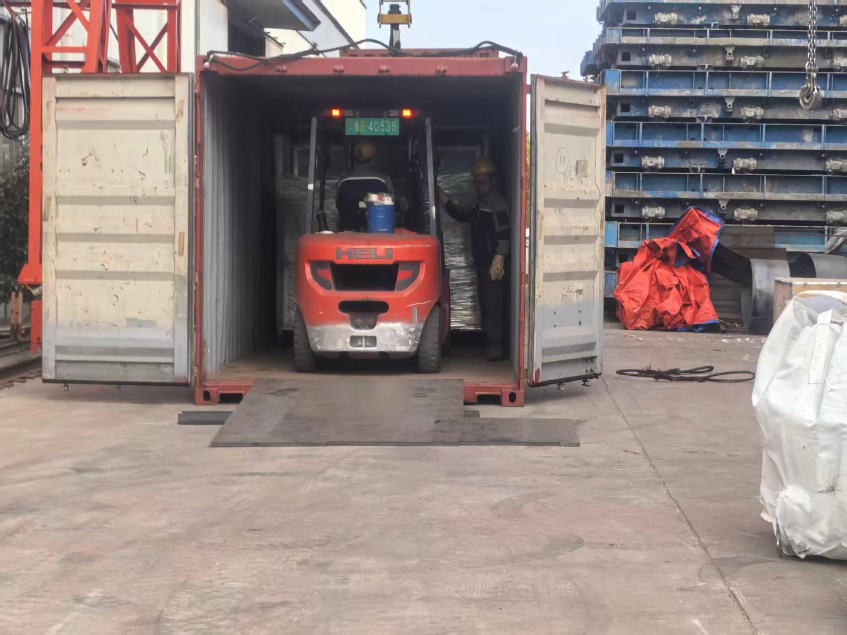 Noticias de la exportación de productos de soporte de estructuras de acero de Liweiyuan Steel Structure a Chile